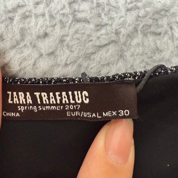 Zara Trafaluc Tank Top Women's Large Black Sparkle Sleeveless Crop Top - Picture 2 of 6